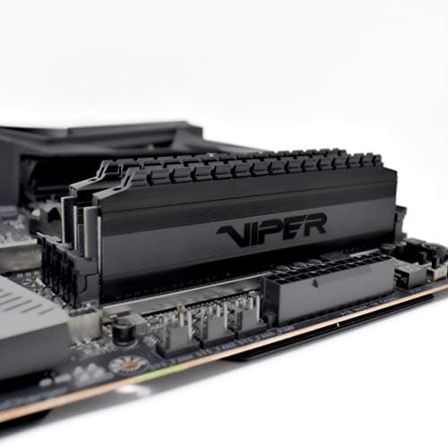 Patriot Viper 4 Blackout DDR4-3000 CL16 8GB (2x4GB) image