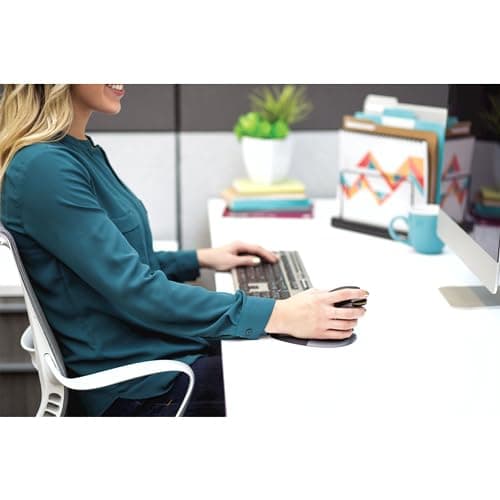 Fellowes Penguin Small Wireless Laser Mouse image