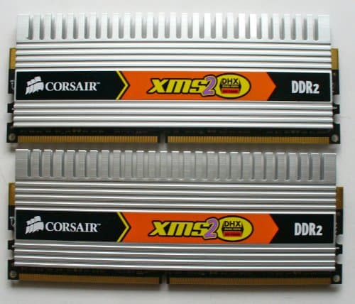 Corsair XMS2 Black / White DDR2-800 CL5 4GB (2x2GB) image