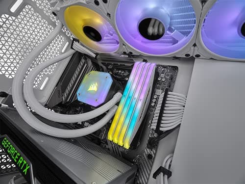 Corsair Vengeance RGB RT White / Black DDR4-3600 CL18 32GB (4x8GB) image