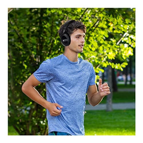 Sennheiser HD 569 Closed-Back Headphones image