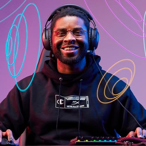 HP HyperX Cloud III Closed-Back Gaming Headset image