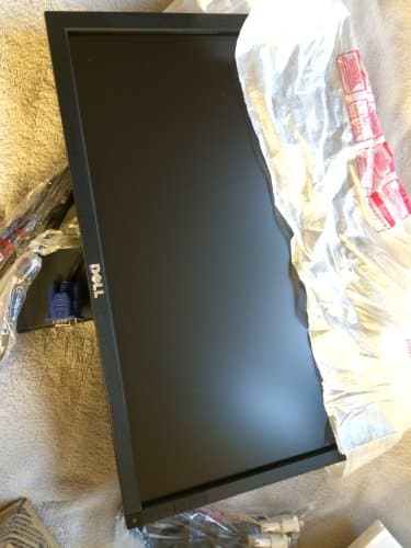 Dell E1911 19" 1440x900 60Hz Monitor image