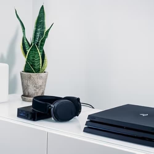 SteelSeries Arctis Pro Closed Gaming Headset image