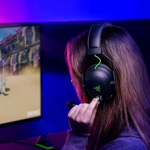 Razer BlackShark V2 Gaming Headset image
