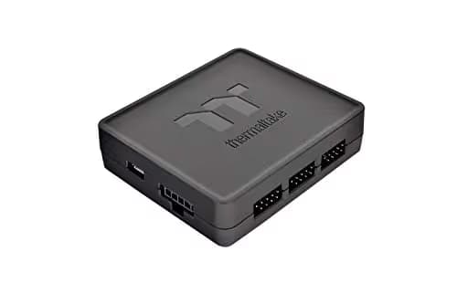 Thermaltake Riing Trio 14 RGB TT Premium Edition 140mm RGB PWM 60.68 CFM Black 3-Pack image