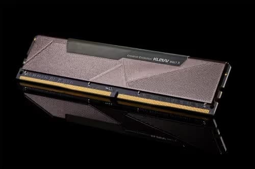 Klevv BOLT X Black DDR4-3200 CL16 32GB (2x16GB) image