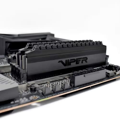 Patriot Viper 4 Blackout DDR4-3200 CL16 16GB (2x8GB) image