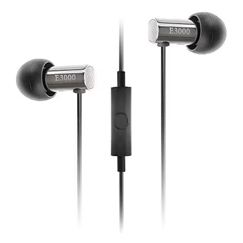 Final E3000C Closed-Back Earbuds main image